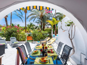 95 GREAT LOCATION IN Las AMERICAS, SEA FRONT!, Arona